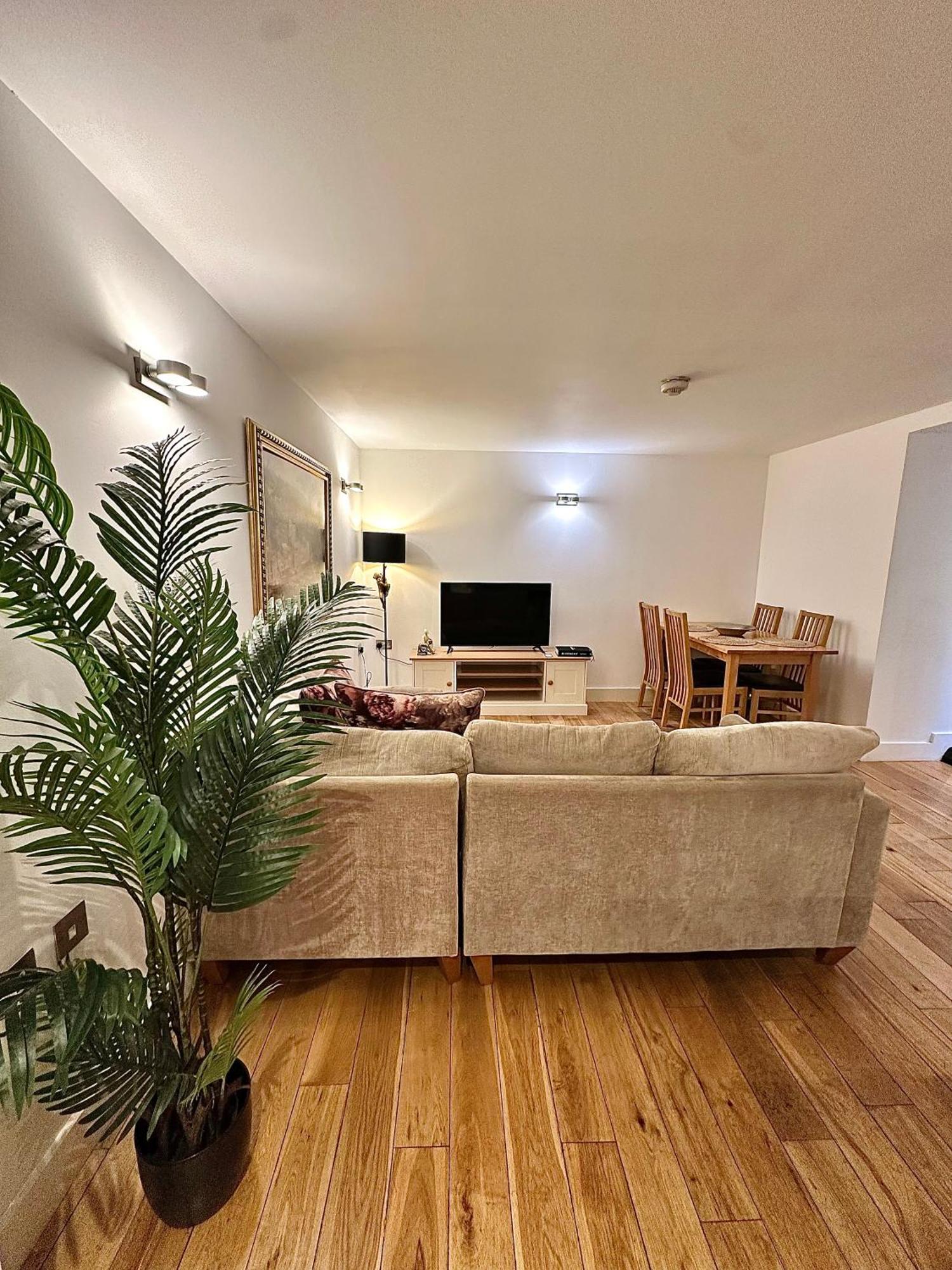 Appartement Opulent Oasis In Londres Extérieur photo